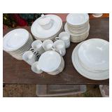 Box Lot: Large Set of Elite Gibson Dinnerware