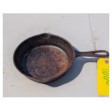 8' Cast Iron Skillet