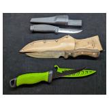 Knife: 3 Fixed Blade Knives with Sheath