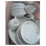 Box Lot: Florenteen Fine China 'Fantasia' Pattern