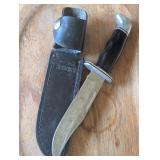 Knife: Buck 119 Hunting Knife with Sheath