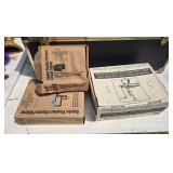 Box Lot: Pampered Chef Apple Peeler, Stand, Juicer
