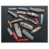 Pocket Knife: Lot of 19 Assorted Knives