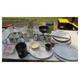 Box Lot: Kitchen Platters, Punch Bowl, etc