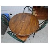 Round Pedestal Dining Table Set