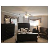 Bedroom Furniture Set Lot