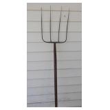4-Prong Pitch Fork