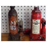 2 Bottle Jacks