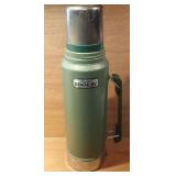 Theromas, Corner Shelf & Vase