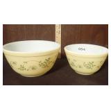 2 Pyrex Nesting Bowls