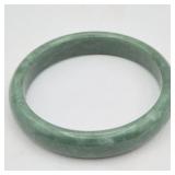 Timeless Elegance: Green Jadeite Bangle Bracelet