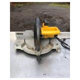 DeWalt 12' Compound Miter Saw (DW705) — Working