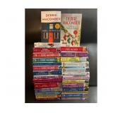 29 Debbie MaComber Paperbacks - #1 NYT Bestseller