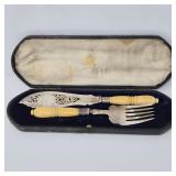 Silverplate Fish Fork & Knife, Bakelite Handles Original Elkington Box