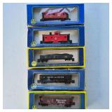 (#2) Vintage AHM HO Scale Train Lot: Assorted Rolling Stock & Boxes