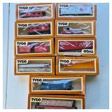 Vintage TYCO HO Scale Train Lot: Locomotives & Rolling Stock