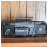 GE Model 3-5667 Portable Boombox – AM/FM Cassette Stereo