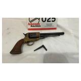 Black powder revolver, excellent condition