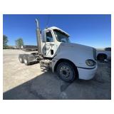 2007 freigtliner columbia truck, look in info box