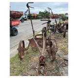 JD 2 BOTTOM PULL TYPE PLOW