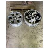 2 alum rims 15.5x6.5 & 14.5x6
