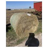 (4) round bale 600 LBS