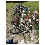 2 children bikes