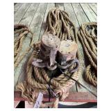 100' hemp rope with block & tackle