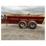 NH manure spreader tandem