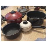 Medal cooking pans