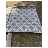 area rug 78'X60'