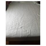 Light blanket and sheet set
