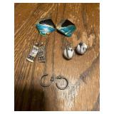 4 earrings
