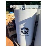 Polyethylene ind storage tank for bulk liquid