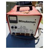 Minuteman 24 V Battery Charger