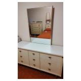 Bassett Furniture MCM French Provencial...