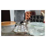 Kitchen Lot - Mixing Bowls, Muffin Pans,...