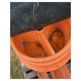 Mineral feeder