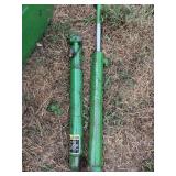 2 John Deere 720 loader cylinders