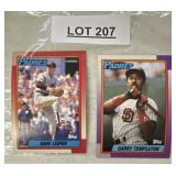 TWO VINTAGE BASEBALL TRADING CARDS / SHIPS