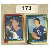 TWO VINTAGE BASEBALL TRADING CARDS / SHIPS