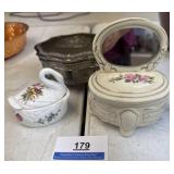 VINTAGE TRINKET BOXES / SHIPS