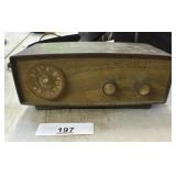 VINTAGE GAVINNO. 502 SATURN SUBURBAN UHF UNTEST