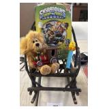 ASSORTED KIDS LOT / TOYS / SHIPPING