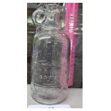 7" WHITE HOUSE VINEGAR BOTTLE / VINTAGE / SHIPS