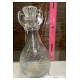 9.25" WHITE HOUSE VINEGAR CABBAGE ROSE BOTTLE