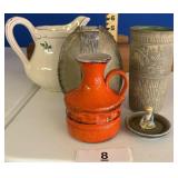 1 MIXED LOT OF POTTERY AND CERAMICS ships