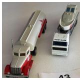 US COAST GUARD TRUCK / CHEVRON TRUCK / Ships