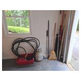 Corner Contents