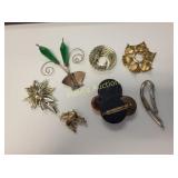 Estate lot of 7 brooches vintage